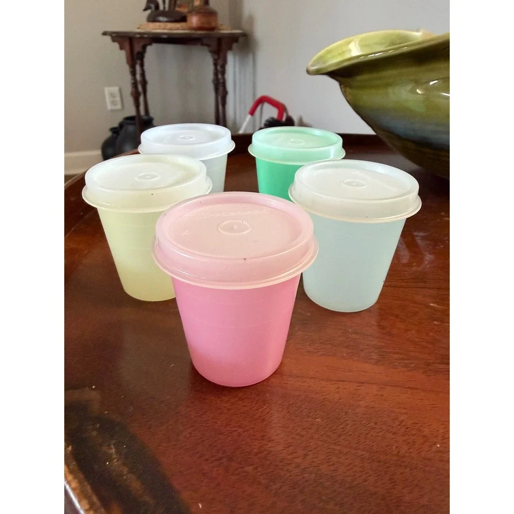 Tupperware Midget 2 oz Containers Set of 5 Pastel Colors with Lids Vintage 70's